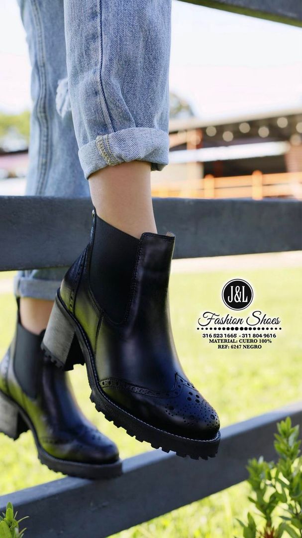BOTINES