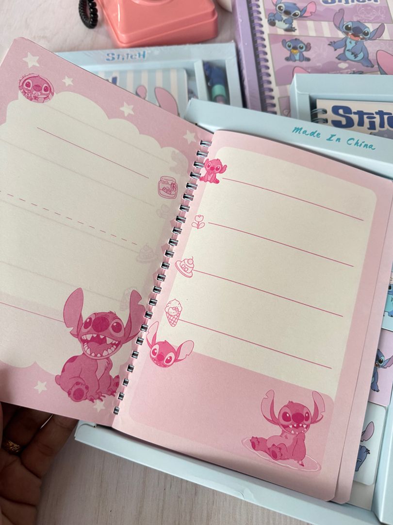 Kit cuaderno y lapicero Stitch 