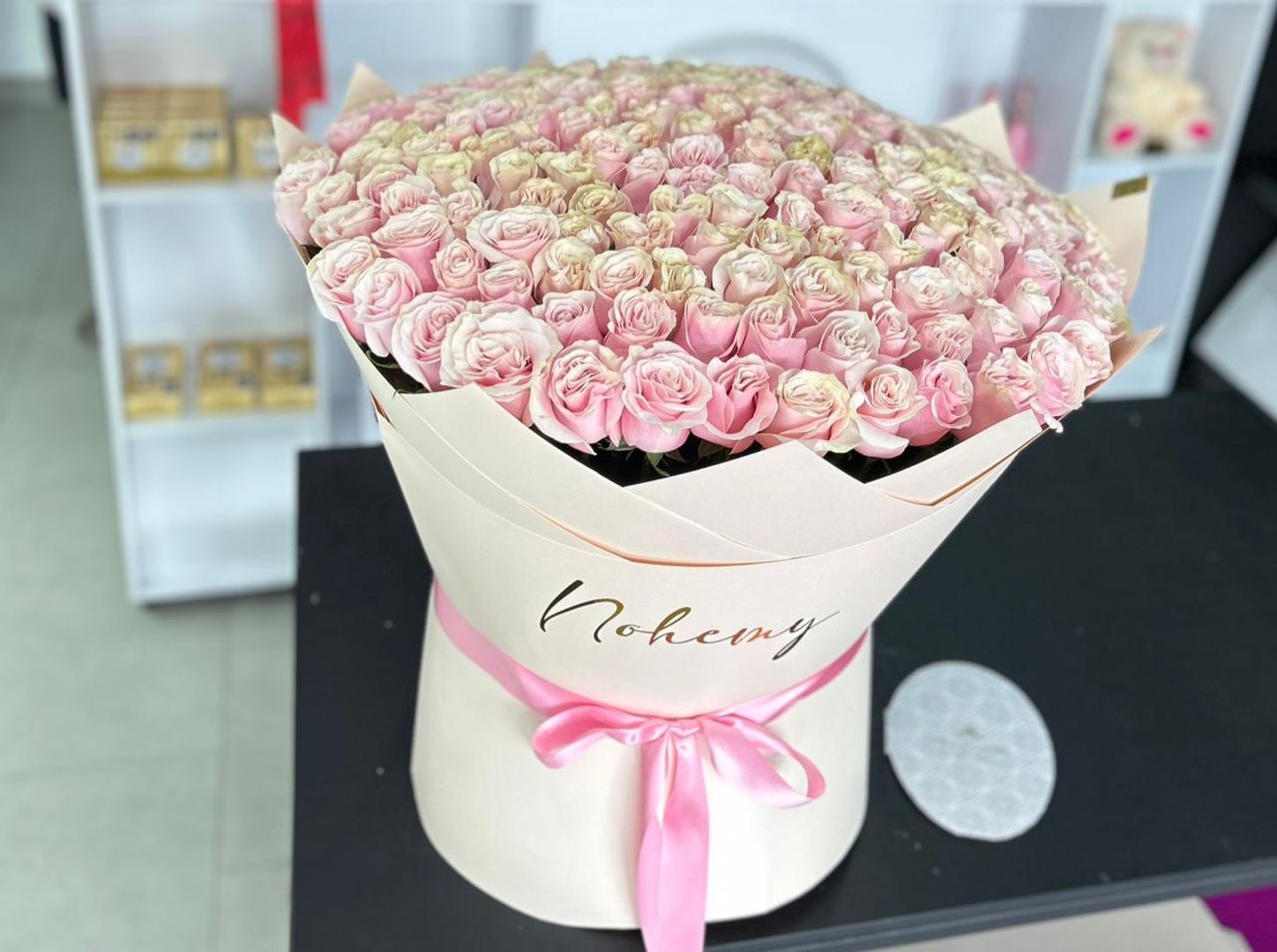 BOUQUET POR 200 ROSAS TRADICIONALES 