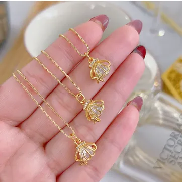 Imagen del producto COLLAR CONCHA BRILLANTE