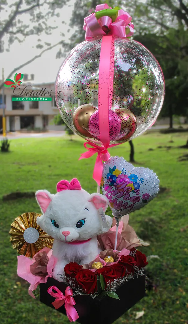  caja con gata globo decorado