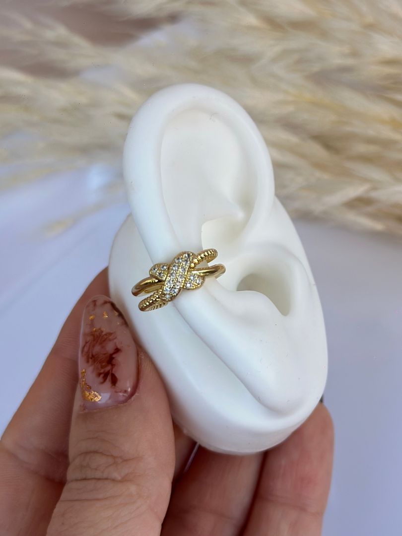 Earcuff nudo circonias 