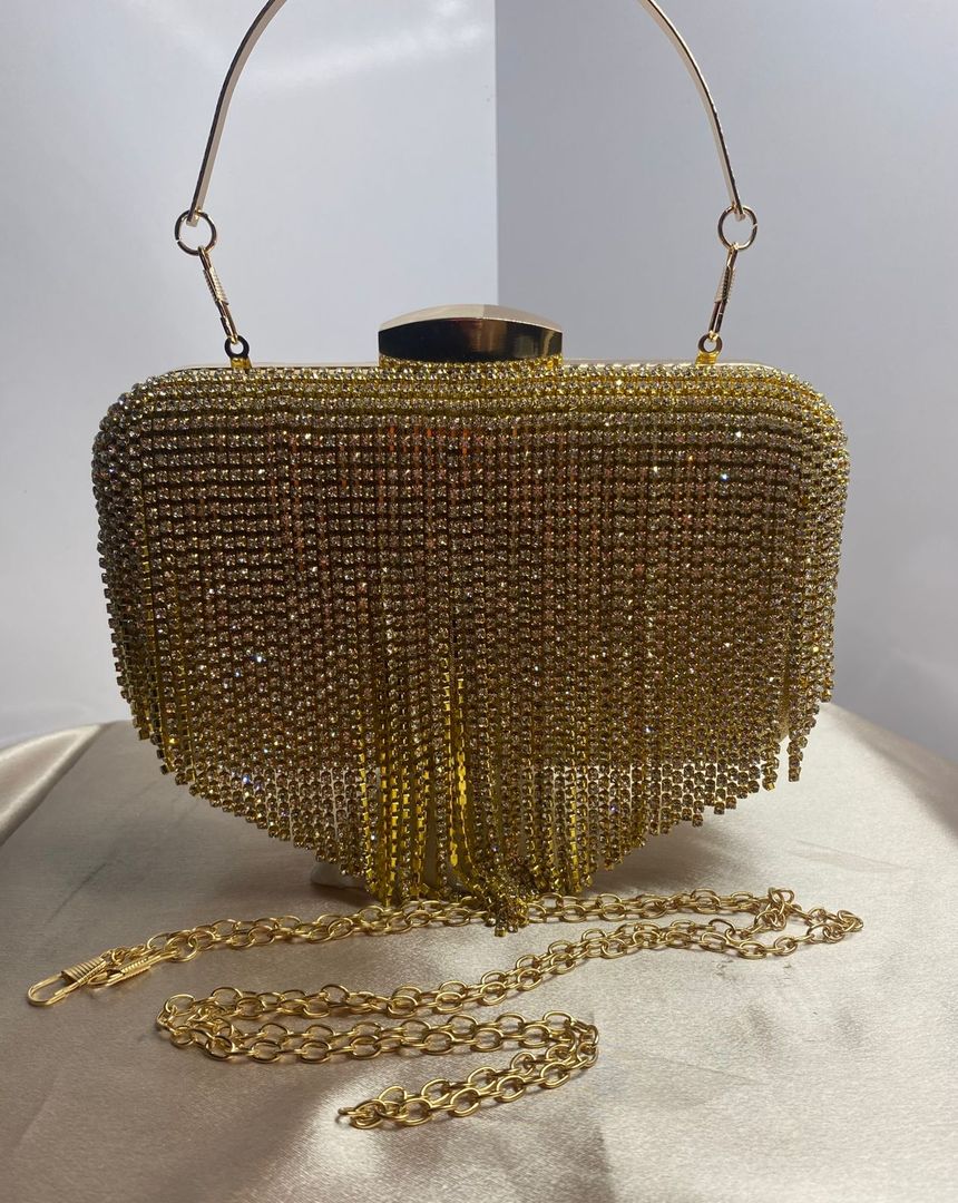 Cartera dorada y plateada 