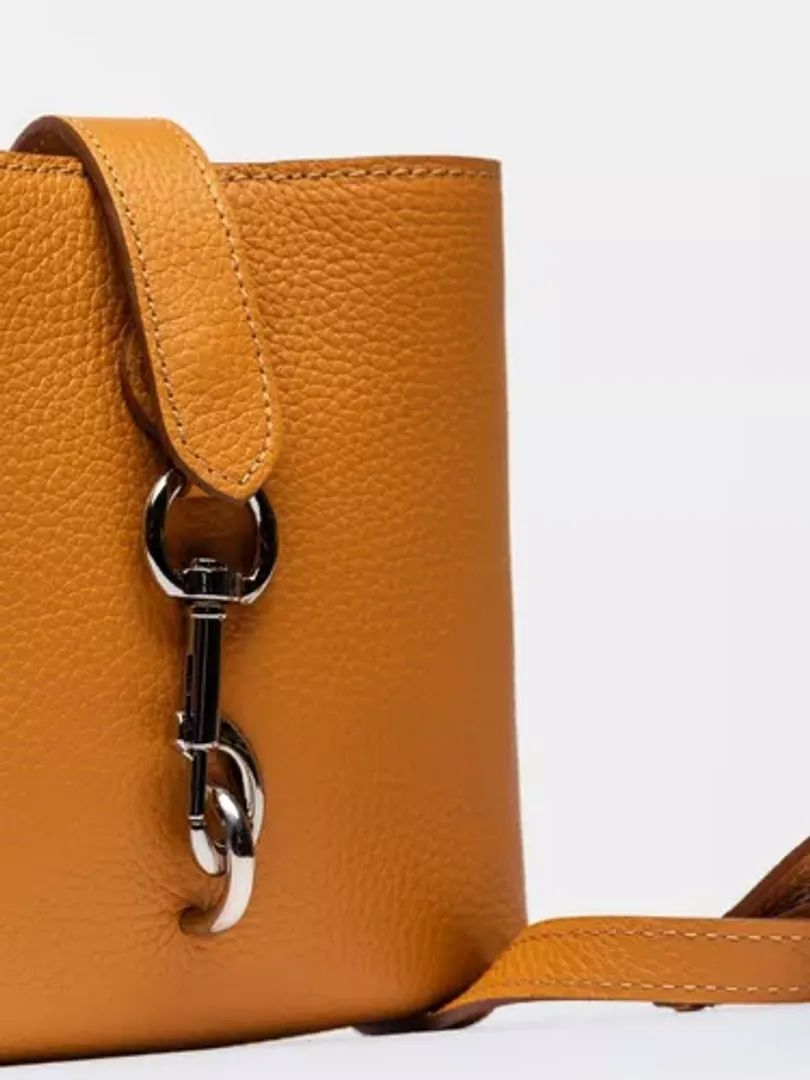 CARTERA HERA EN CUERO CUOIO