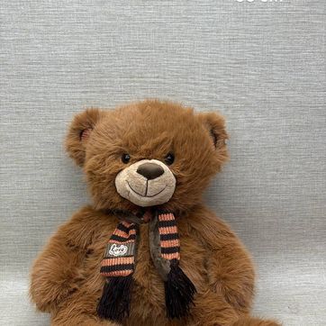 Imagen del producto OSO CON BUFANDA DE RAYAS 50 CM