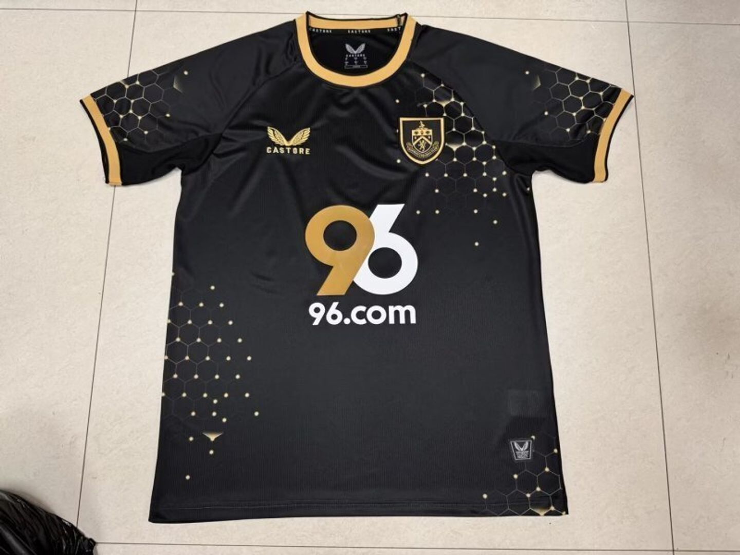 Burnley Casa - Visita - Tercera Fan 2025-26 