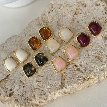 Imagen del producto Arete mediano acrílico 