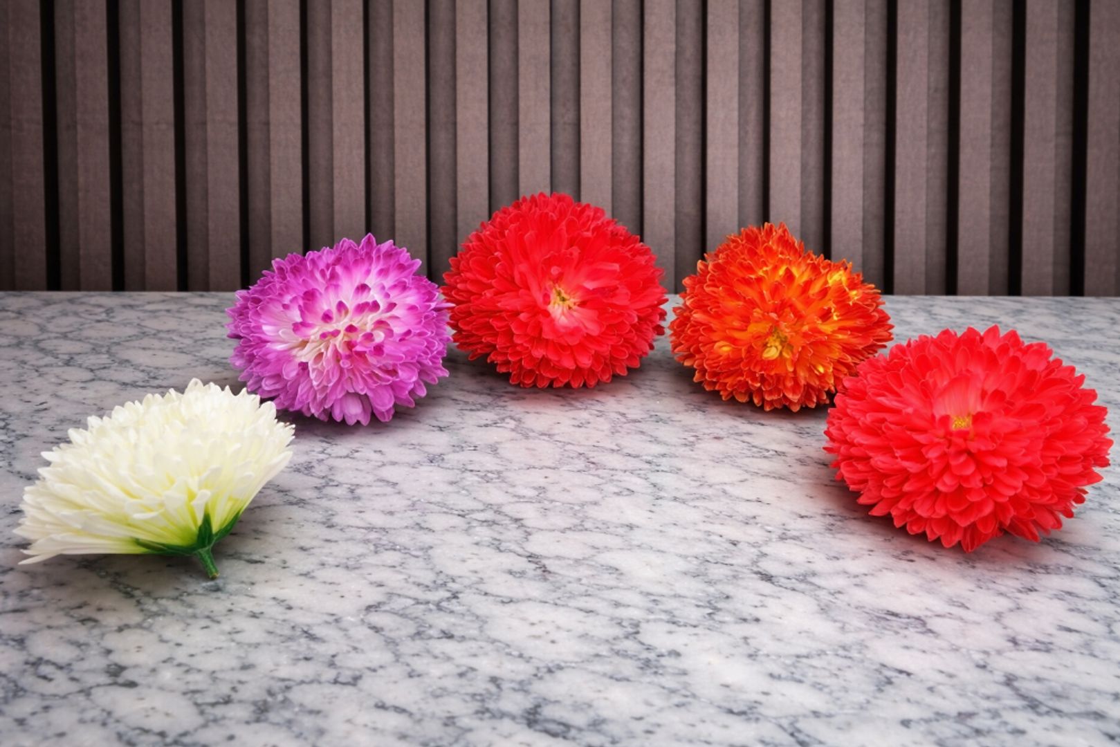 HORTENSIA SURTIDA X 50 con palo 9 CM