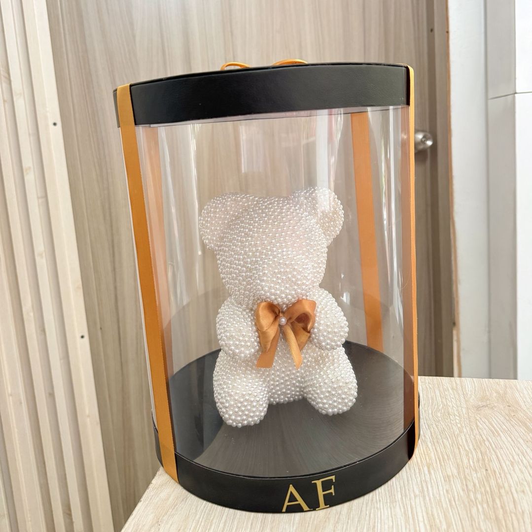 Oso de perlas blanco