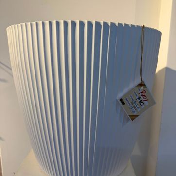 Imagen del producto MATERO PLASTICO TALLADO BLANCO