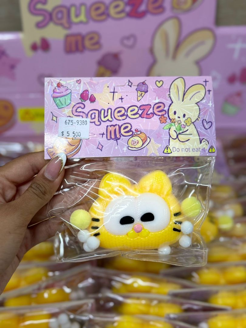675 SQUISHY GARFIELD