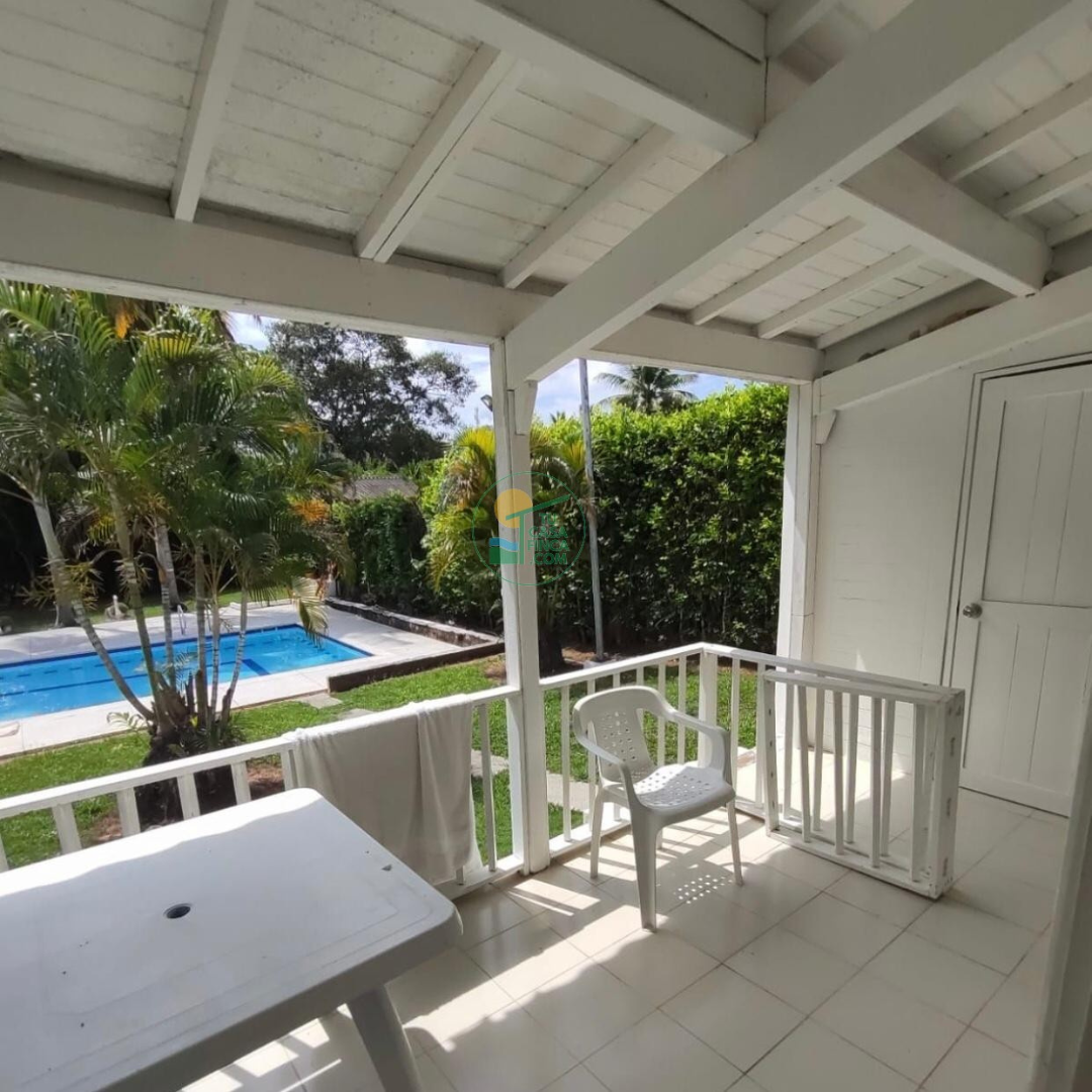 MELGAR |10|12 PERSONAS