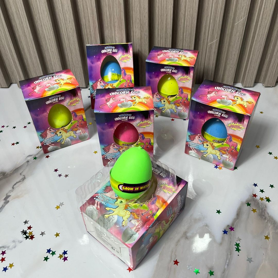HUEVO QUE CRECE EN EL AGUA DE UNICORNIO