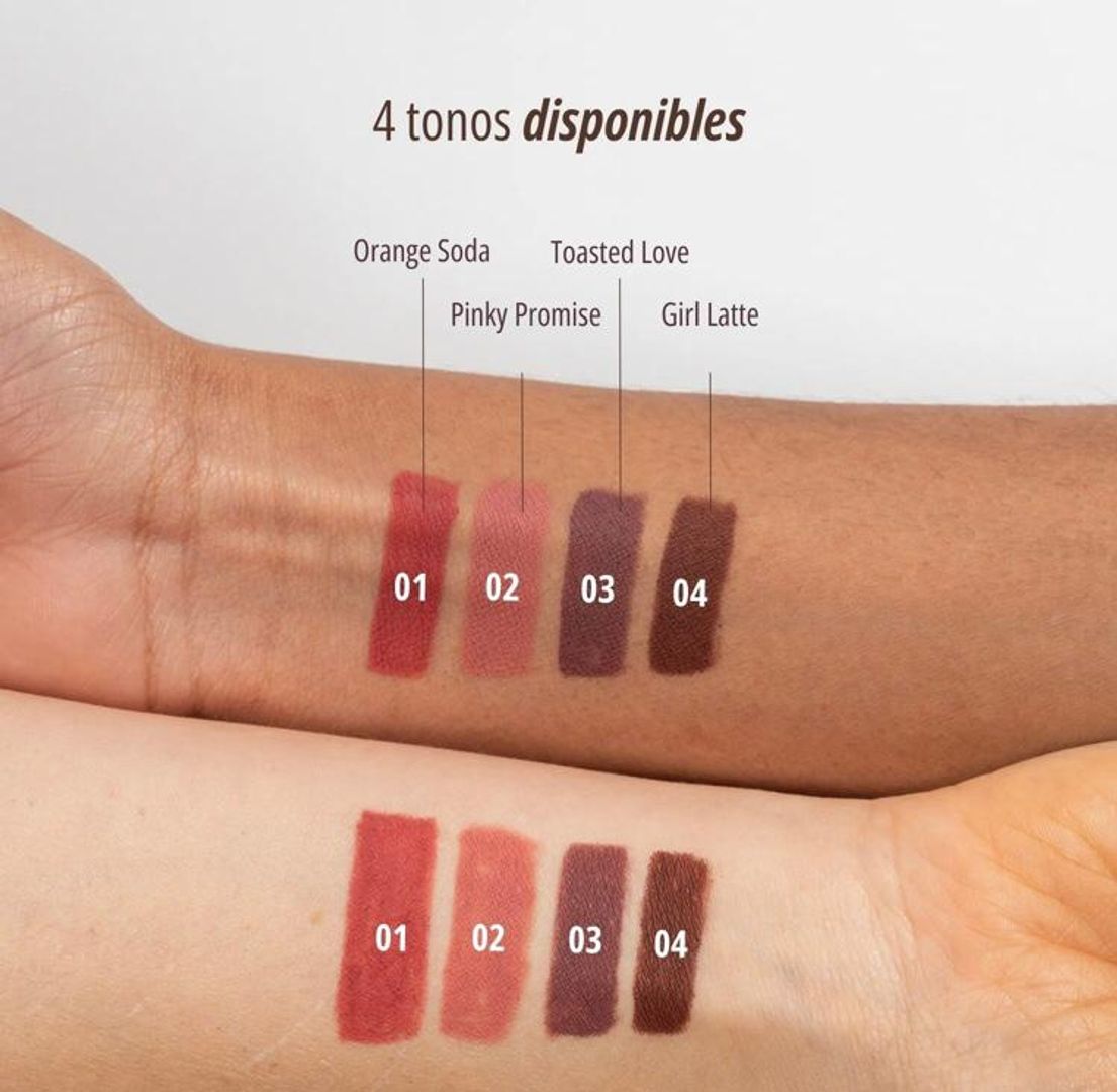 LAPIZ DE LABIOS KISS DEFINITION ANI-K