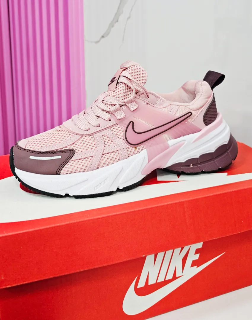 NIKE V2K RUN ROSADAS