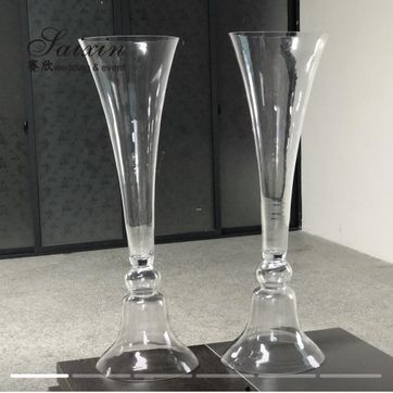 Imagen del producto JARRONES EN CRISTAL