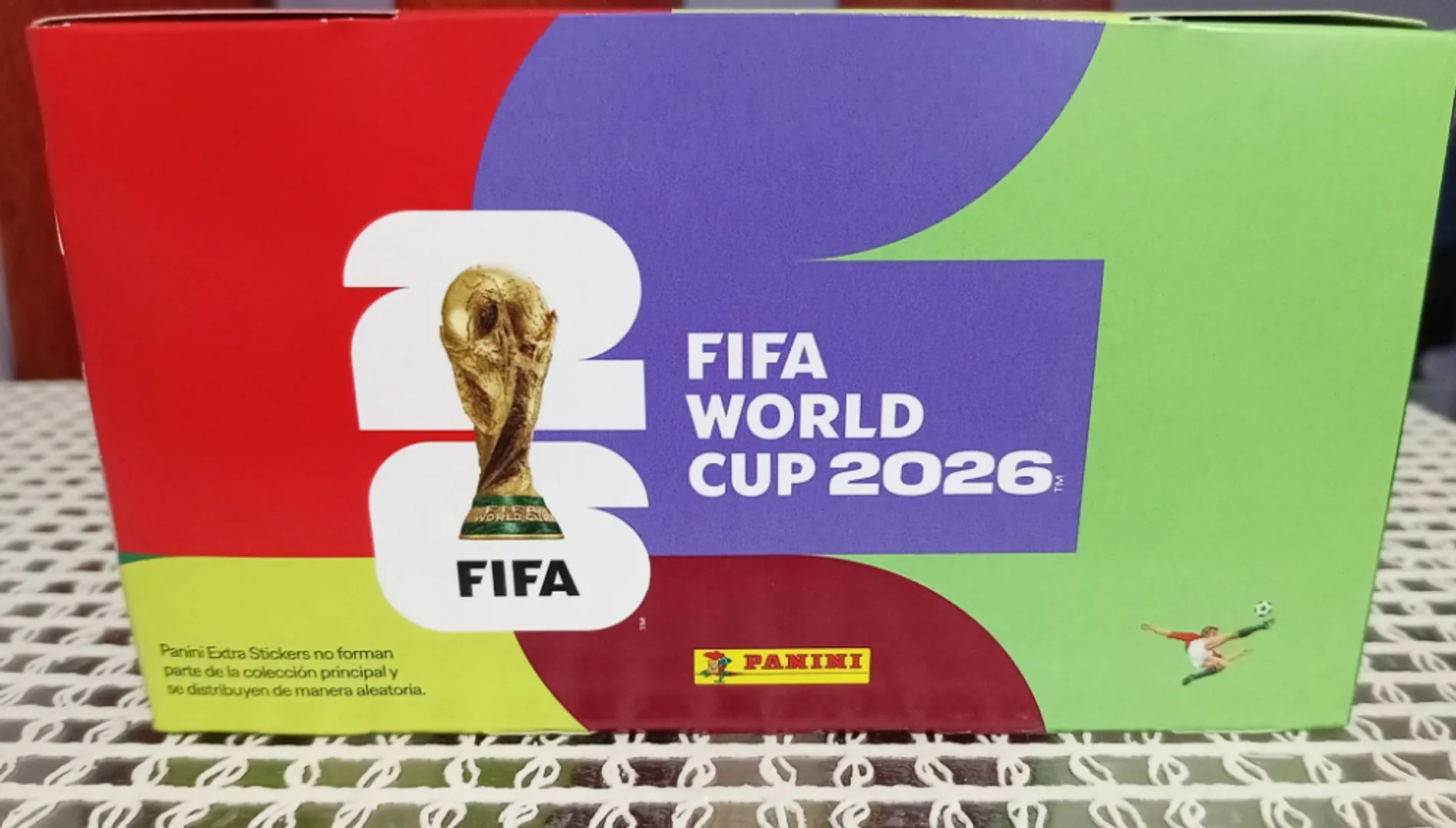 CAJA DE LAMINAS MUNDIAL FIFA WORLD CUP 2026 104 SOBRES PANINI