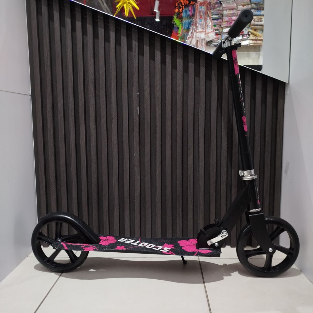 SCOOTER METÁLICA SOPORTA 100 KL