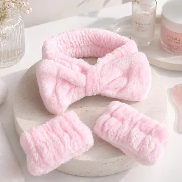 Imagen del producto SET SKIN CARE DIADEMA + MUÑEQUERAS ROSADO
