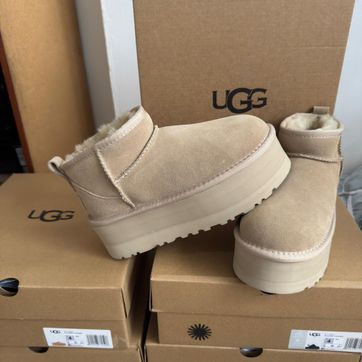 BOTAS Y ZAPATO UGG - imagen 1