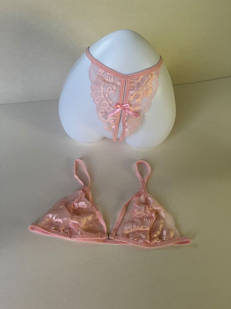 Set Básico + Panty Estilo Mariposa 