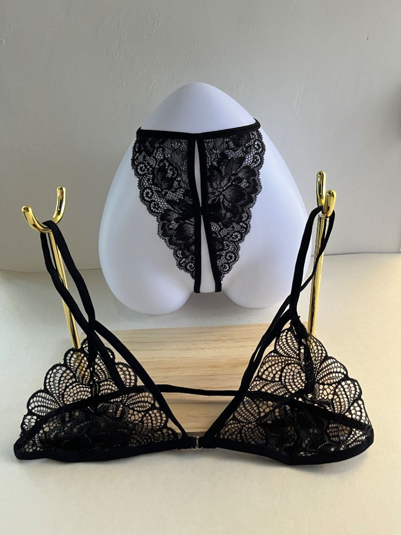 Set Básico + Panty Estilo Mariposa 