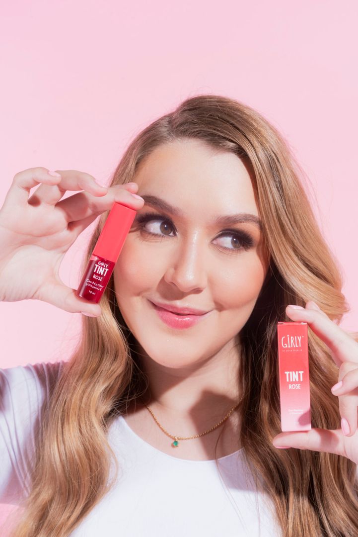 Girly Tint ROSE tinta para labios y mejillas con peptidos