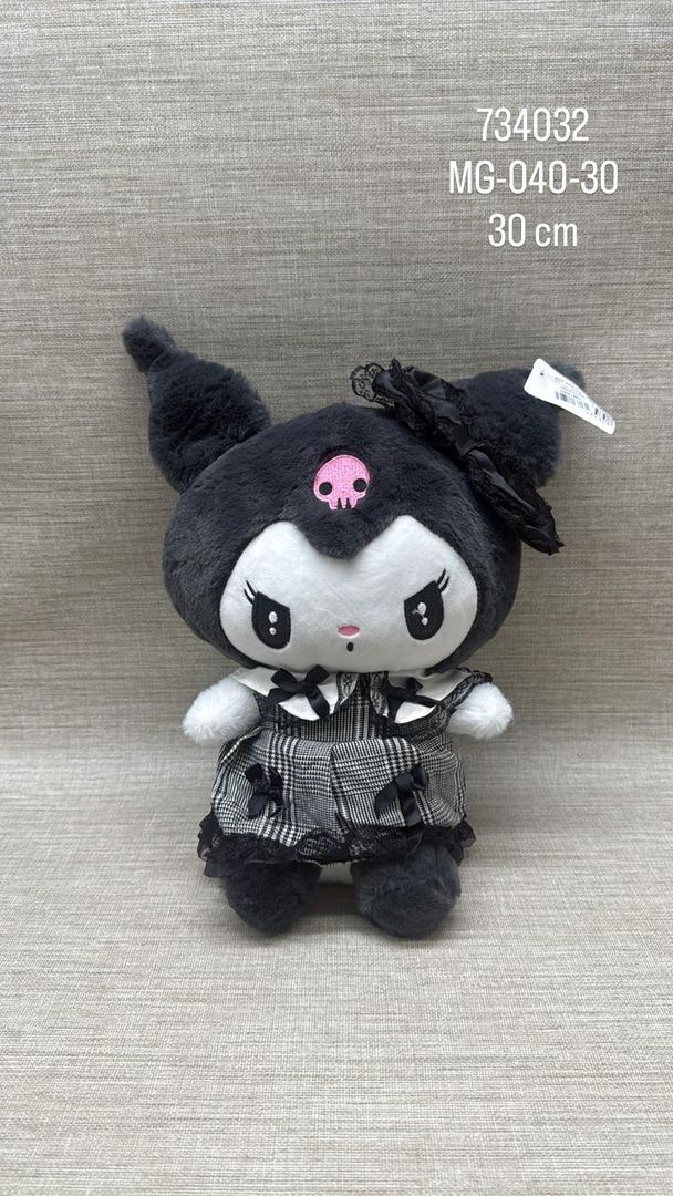 KUROMI VESTIDO NEGRO 30 CM