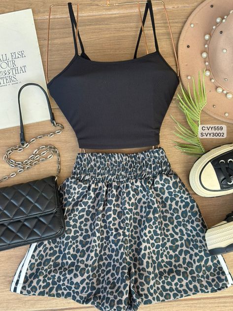 SHORT ANIMAL PRINT SESGOS LATERALES VY3002