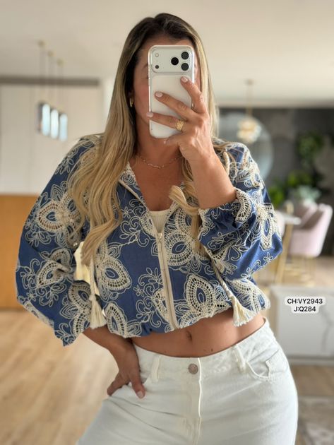 CHAQUETA CON CORDON TELA BORDADA VY2943