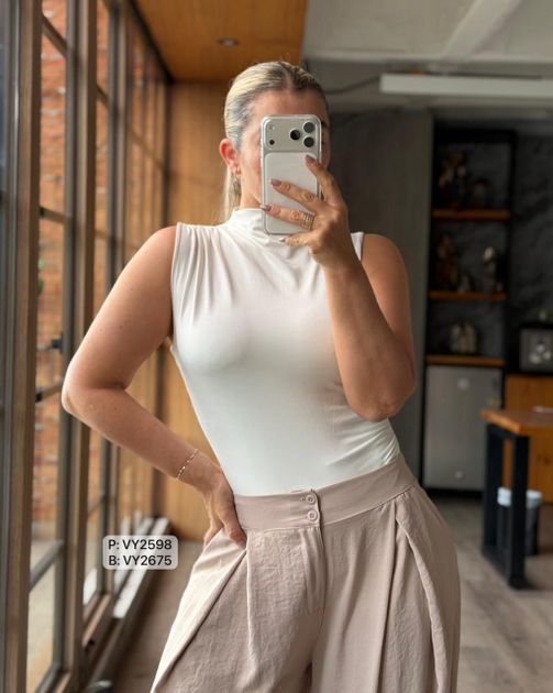 PANTALON PRENCES SATIN LIVIANO VY2598 en CAMEL — foto 5
