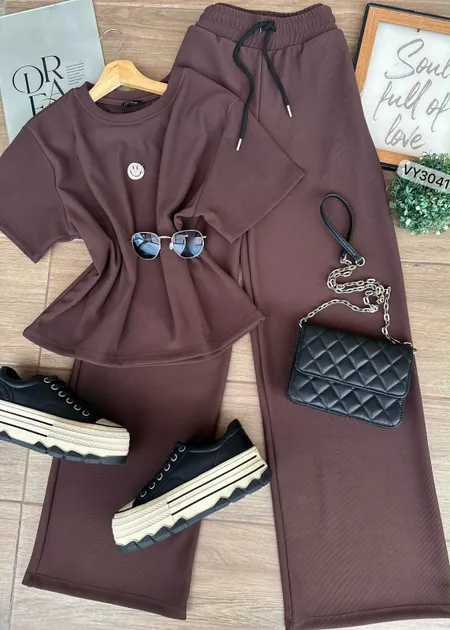 SET RIB PANTALON Y BLUSA APLIQUE CARA FELIZ VY3041 en CAFE — foto 4