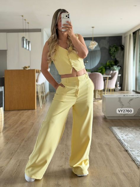 SET BLUSA CORTA Y PANTALON VY2760 en Negro — foto 4
