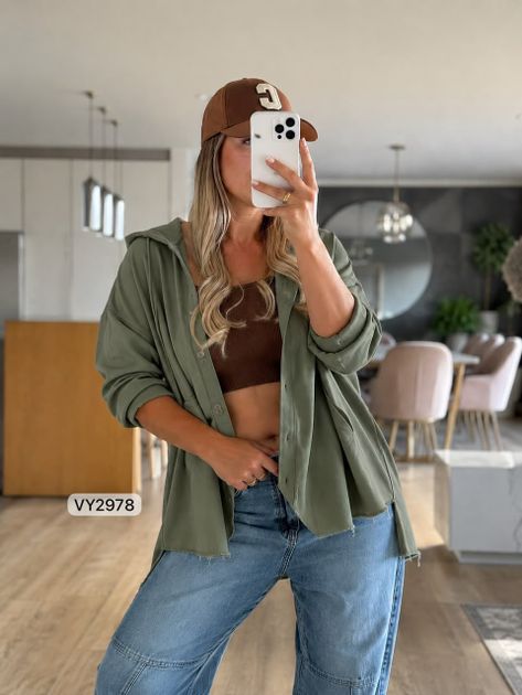 CHAQUETA CHOMPA CON CORDONES Y BOTONES VY2978