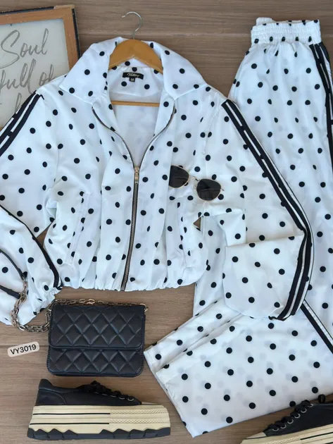 SET CHAQUETA Y PANTALON DOBLE SESGO LATERALES PUNTOS VY3019 en CAFE — foto 2