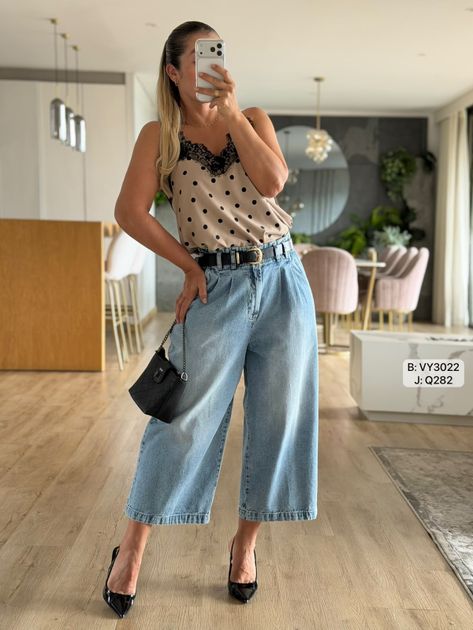 BLUSA TIRAS LUNARES Y BLONDA CUELLO VY3022 en Azul claro — foto 3