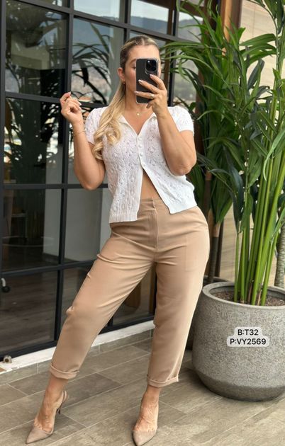 PANTALON CLASICO DOBLEZ BOTA  VY2569 en IVORY — foto 4