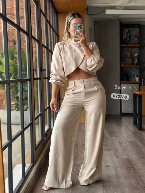 SET PANTALON Y BLUSA ASIMETRICA VY2289 en Azul claro — foto 3