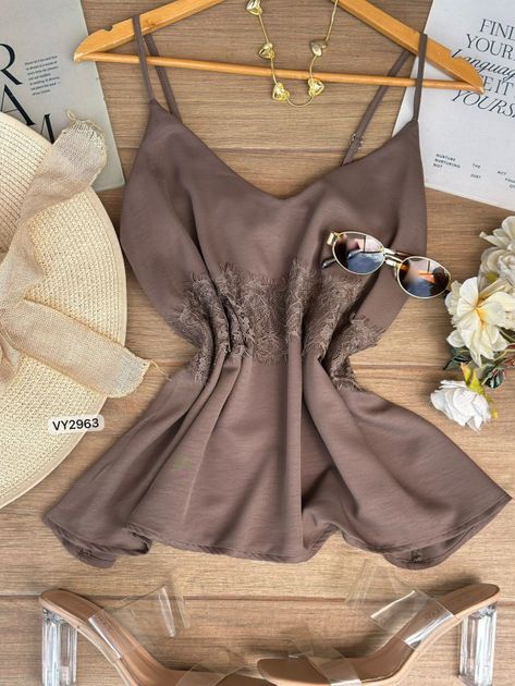 BLUSA TIRAS METIDO BLONDA VY2963 en Beige — foto 4