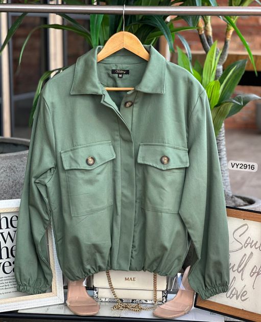 CHAQUETA FORRADA BOTON MADERA VY2916 en CAMEL — foto 3