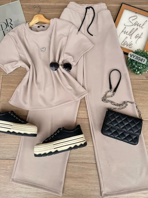SET RIB PANTALON Y BLUSA APLIQUE CARA FELIZ VY3041 en CAFE — foto 3