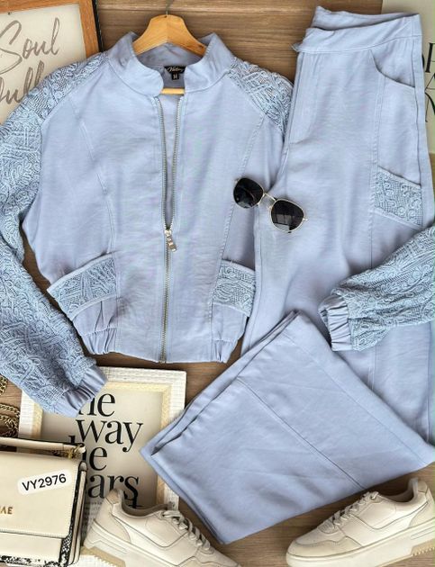 SET CHAQUETA MANGAS MALLA Y PANTALON VY2976 en Azul medio — foto 3