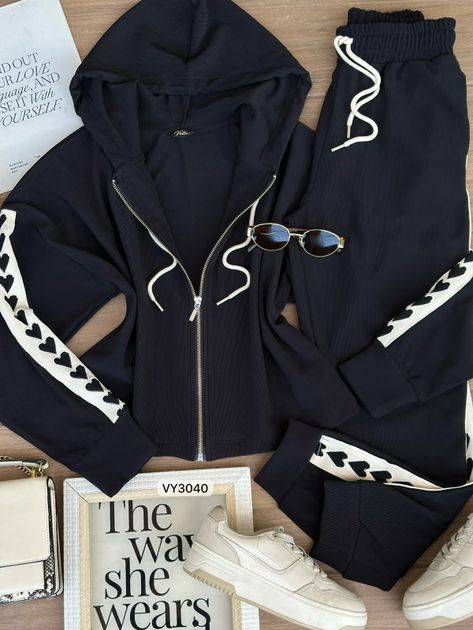 SET RIB CHOMPA CORDON HILADILLA CORAZONES Y PANTALON VY3040 en CAFE — foto 3