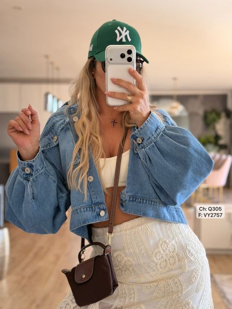 CHAQUETA DENIM OVERSIZE PINZAS MANGAS Y BOLSILLOS CARGO Q305