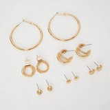 Imagen de la categoría CANDONGAS-ARETAS-TOPOS